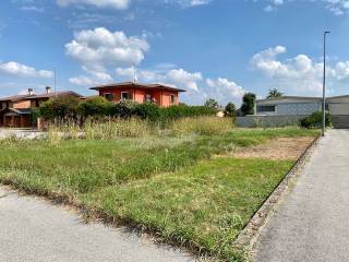 Terreno residenziale in vendita a corte de' cortesi con cignone 