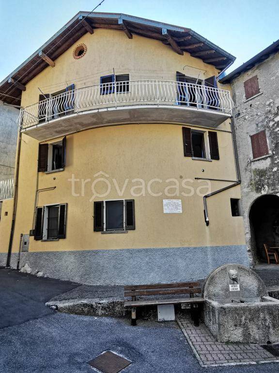 Casa Indipendente in vendita a Dizzasco via Luigi Masciadri, 1