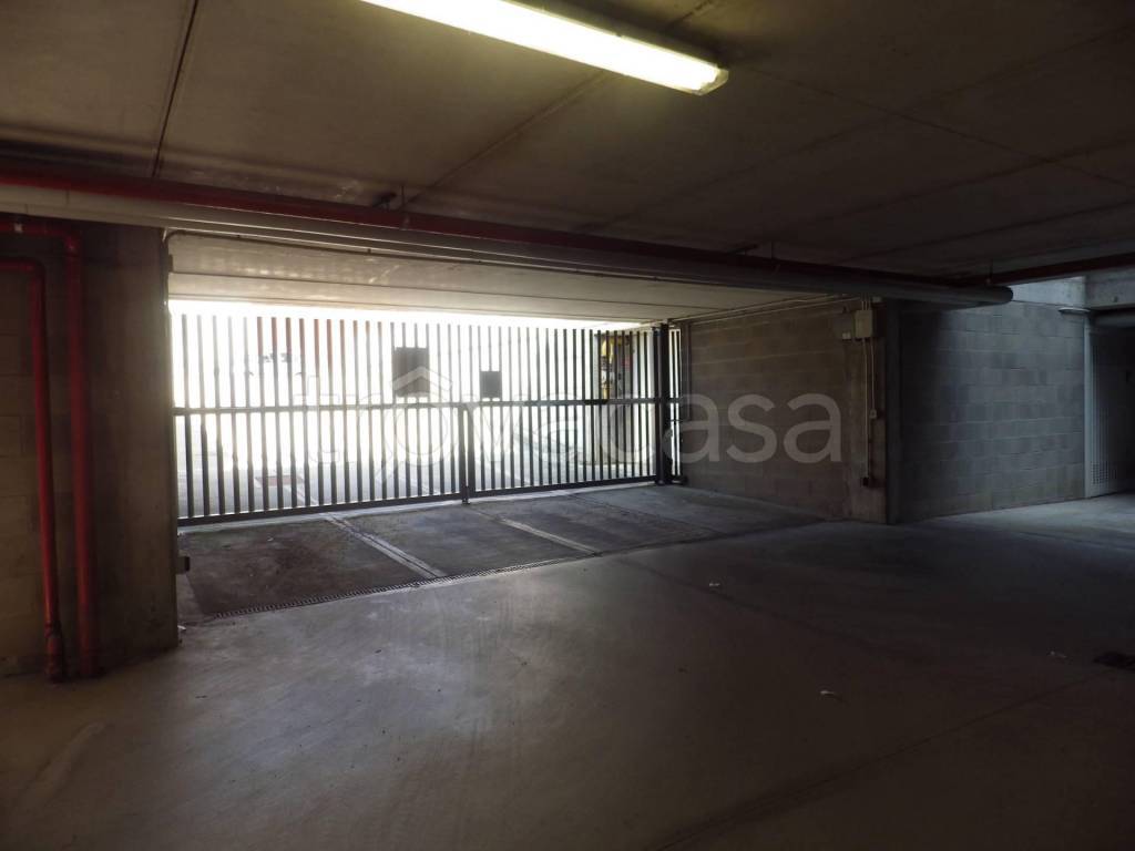 Garage in vendita a Rivoli corso Susa, 156
