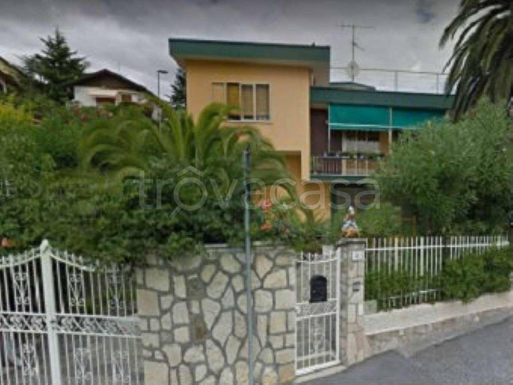 Villa in vendita a Loano via morteo