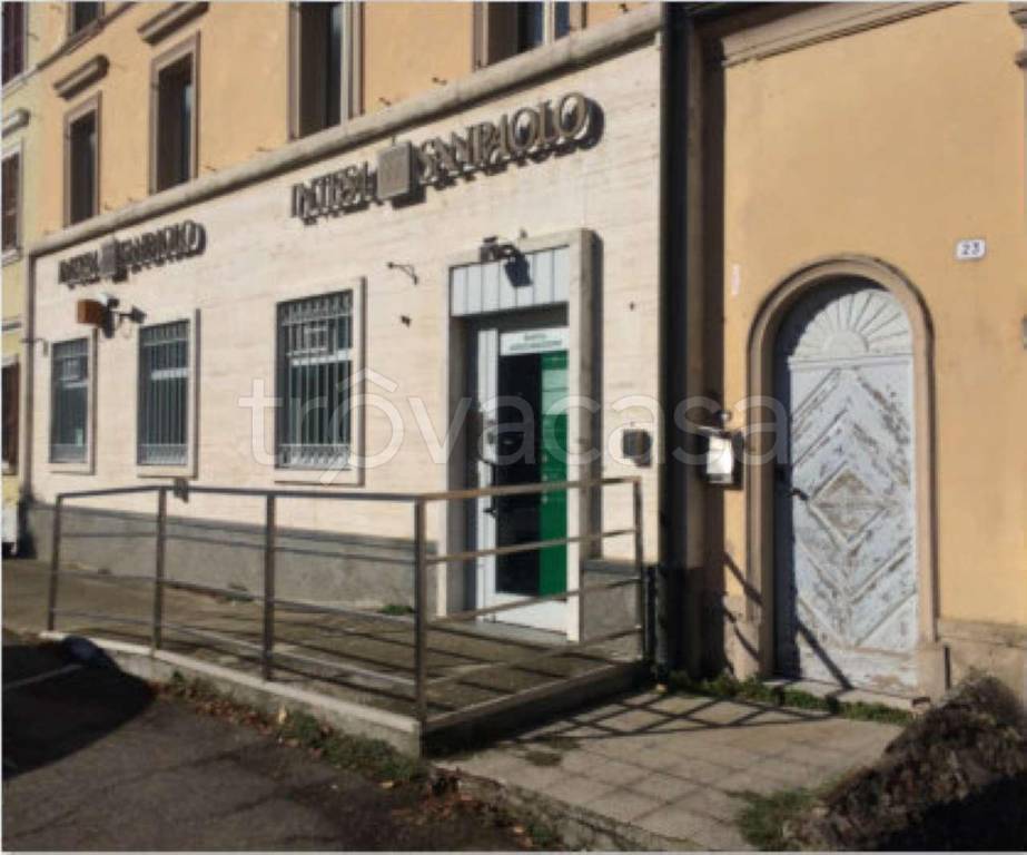 Filiale Bancaria in vendita a Rovescala via Roma 53