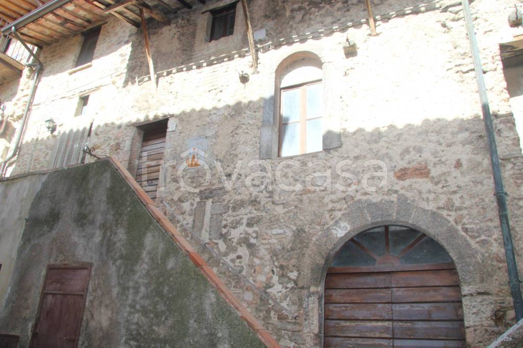 Casa Indipendente in vendita a Spoleto montemartano