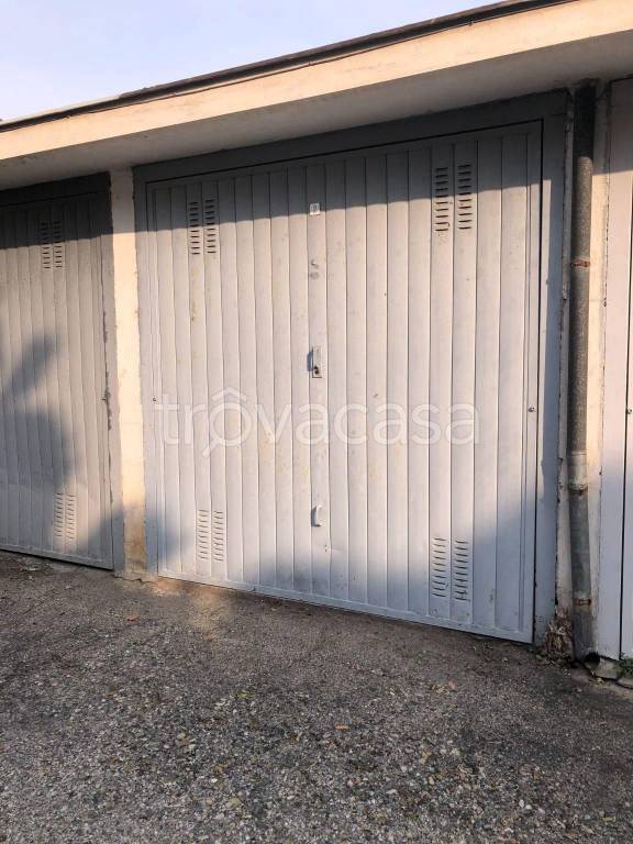 Garage in vendita a Savigliano via Torino, 99