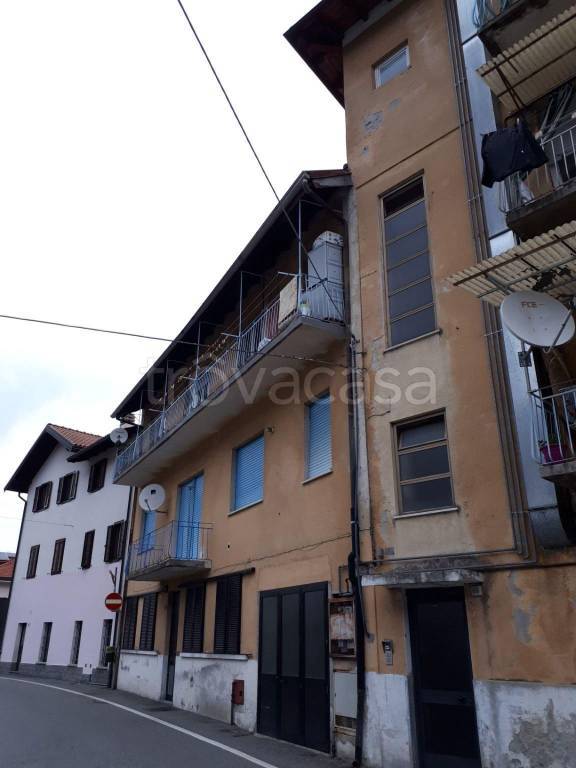 Appartamento in vendita a Borgosesia via 11 Febbraio, 53
