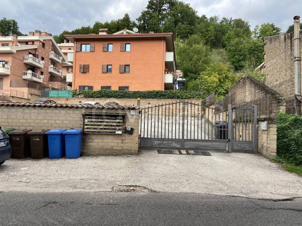 Appartamento in in vendita da privato a Riano via Vigna del Piano, 29