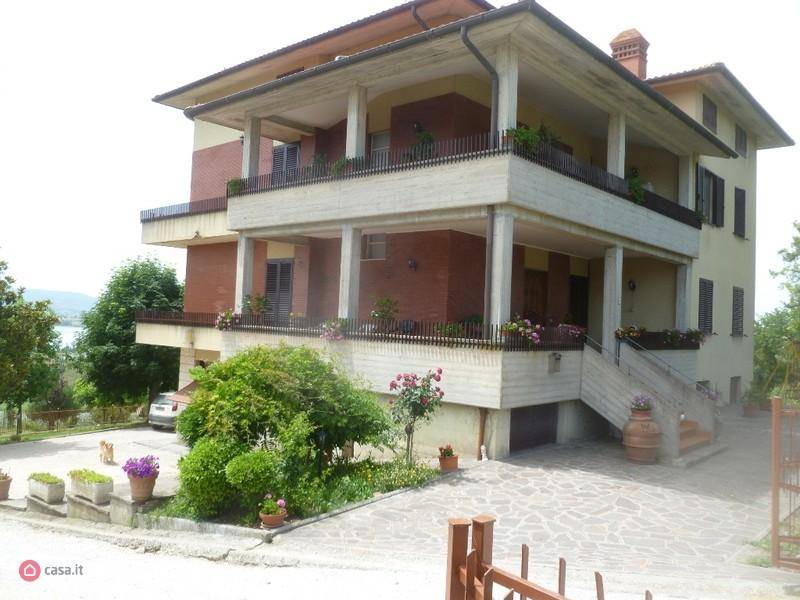 Villa in vendita a Castiglione del Lago