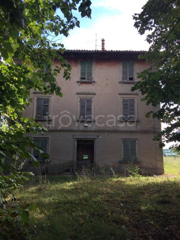 Intero Stabile in in vendita da privato a Castelnovo di Sotto via Prato Bovino, 56