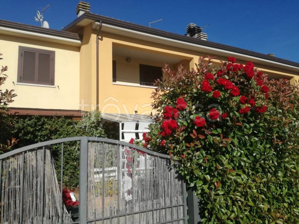 Casa Indipendente in in vendita da privato a Fratta Todina via Poggio Cammello, 3
