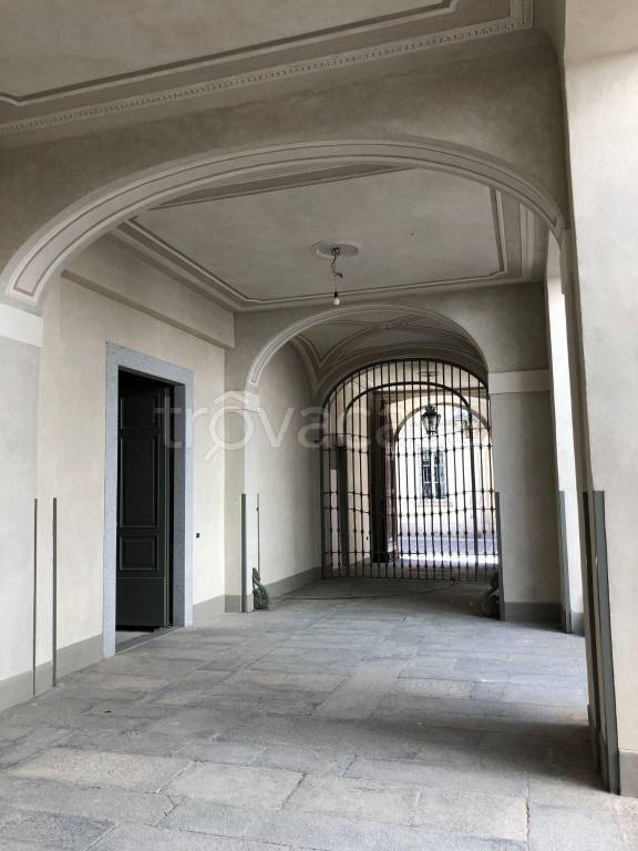 Ufficio in affitto a Como via Alessandro Volta, 85