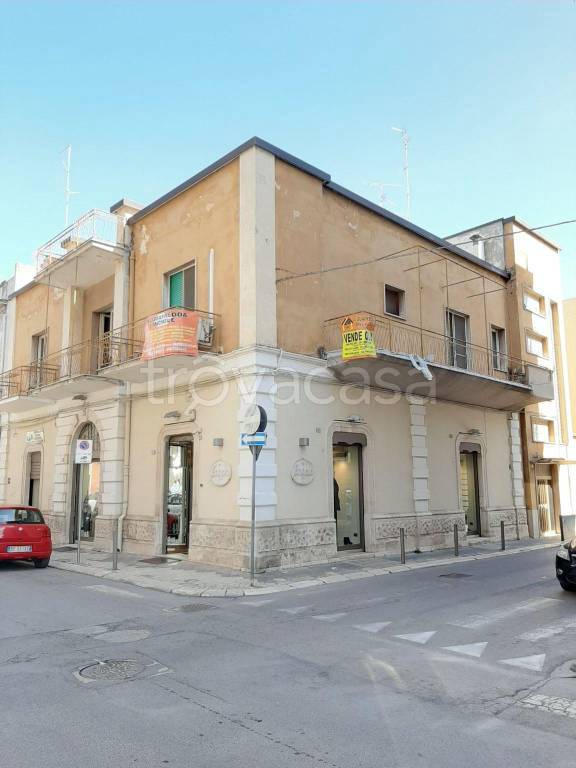 Villa in vendita ad Acquaviva delle Fonti via Monsignor Cirielli, 23