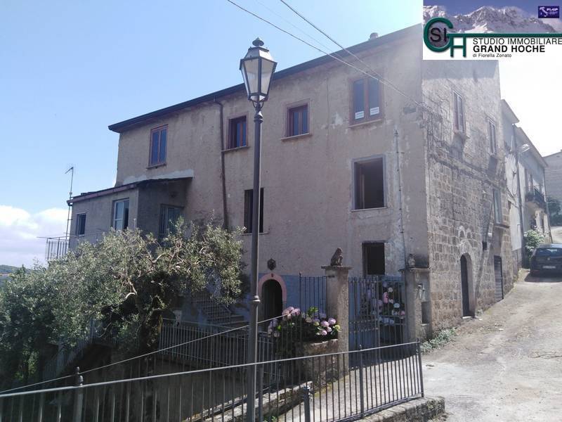 Casale in vendita a Marzano Appio via Nuova