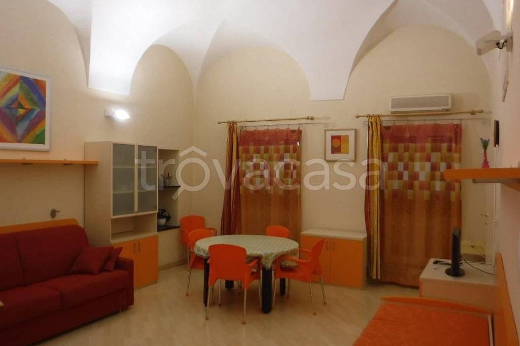 Appartamento in in affitto da privato a Loano via Giuseppe Garibaldi, 10