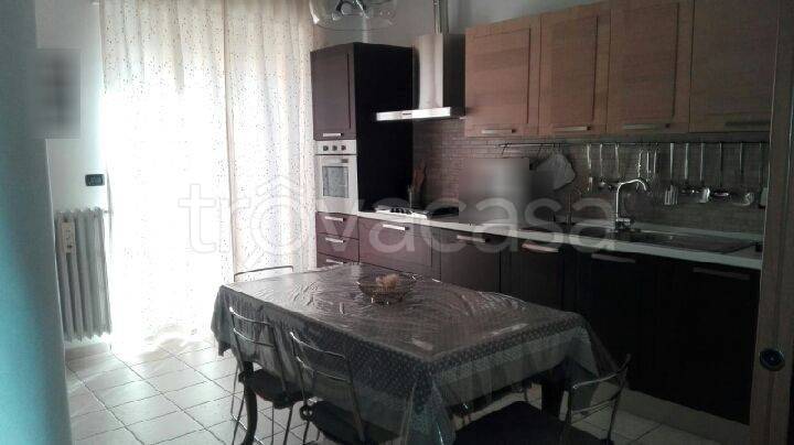 Appartamento in in vendita da privato a Canosa di Puglia via Brindisi, 52