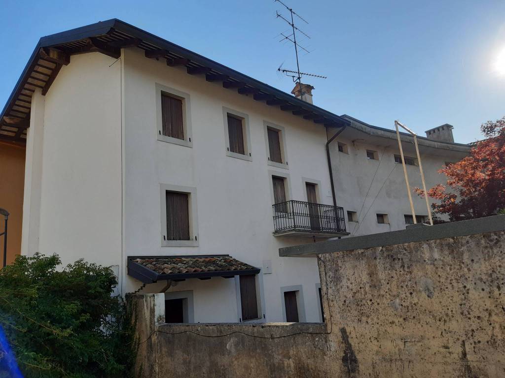 Casa Indipendente in vendita a Ragogna via Luca Petris, 3