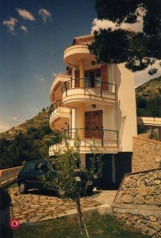 Villa a Schiera in vendita a Ventimiglia via Collasgarba