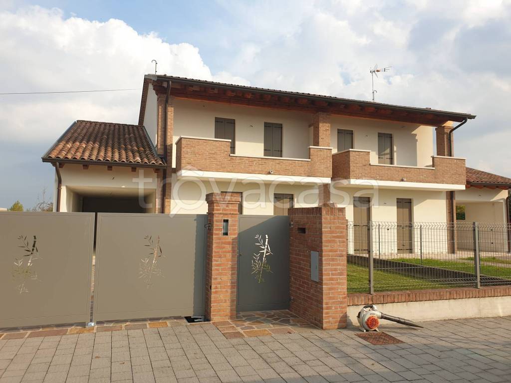 Villa Bifamiliare in vendita a Campodarsego via