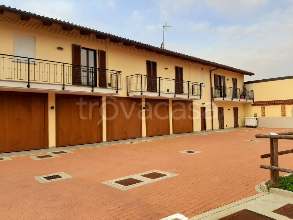 Appartamento in affitto a Ceresole Alba via Salasco