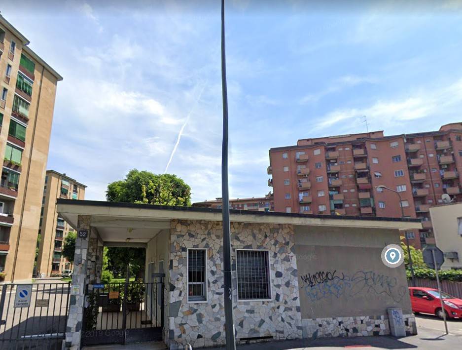 Appartamento all'asta a Milano via Angelo Inganni, 64