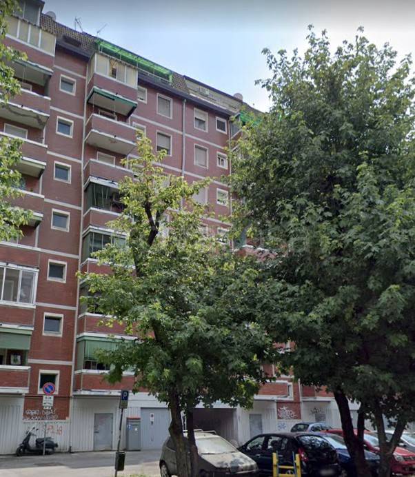 Appartamento all'asta a Milano via Enrico De Nicola, 6
