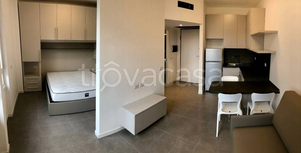 Appartamento in affitto a Vedano al Lambro via Alcide De Gasperi, 15