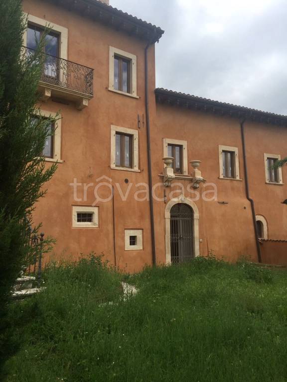 Villa Bifamiliare in vendita a San Demetrio ne' Vestini via a. Pellegrini
