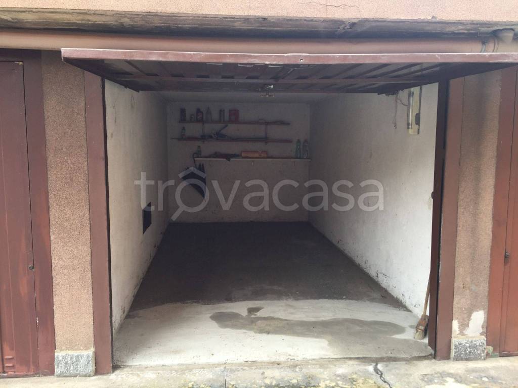 Garage in vendita a Cinisello Balsamo via Filippo Corridoni, 50