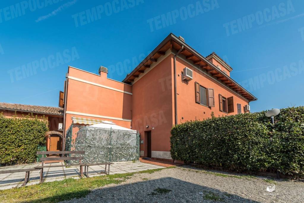 Appartamento in vendita a Bologna via fossa cava