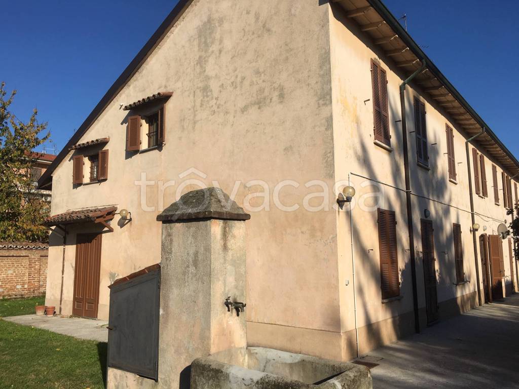 Casa Indipendente in vendita a Mede piazza Guglielmo Marconi, 7