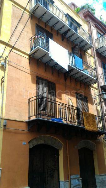 Appartamento in vendita a Palermo via Porta di Castro