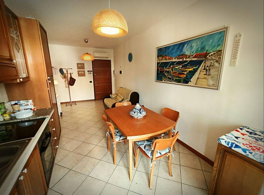 Appartamento in in vendita da privato a Loano via Ugo Foscolo, 26