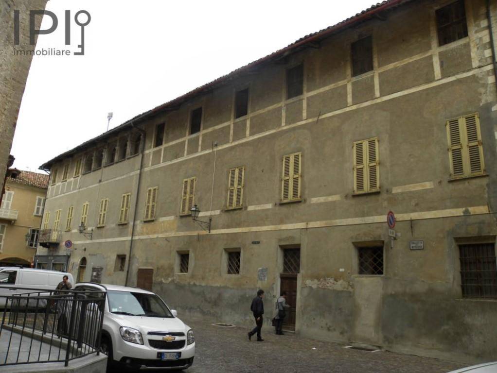 Villa in vendita a Carrù carru'