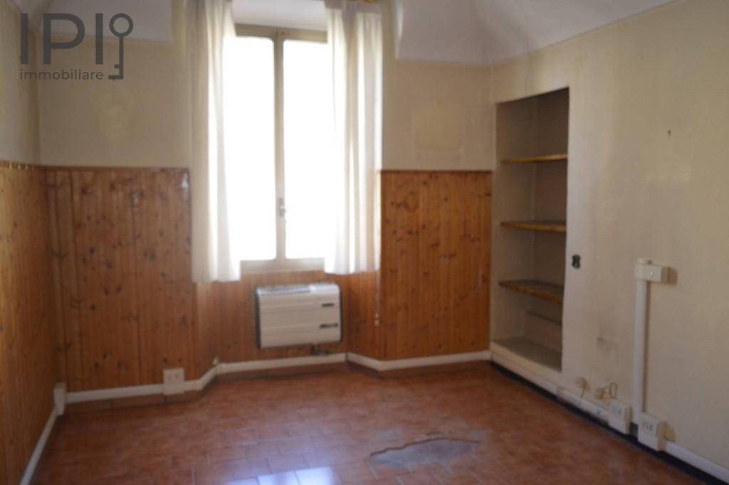 Appartamento in vendita a Millesimo p.Zza Italia