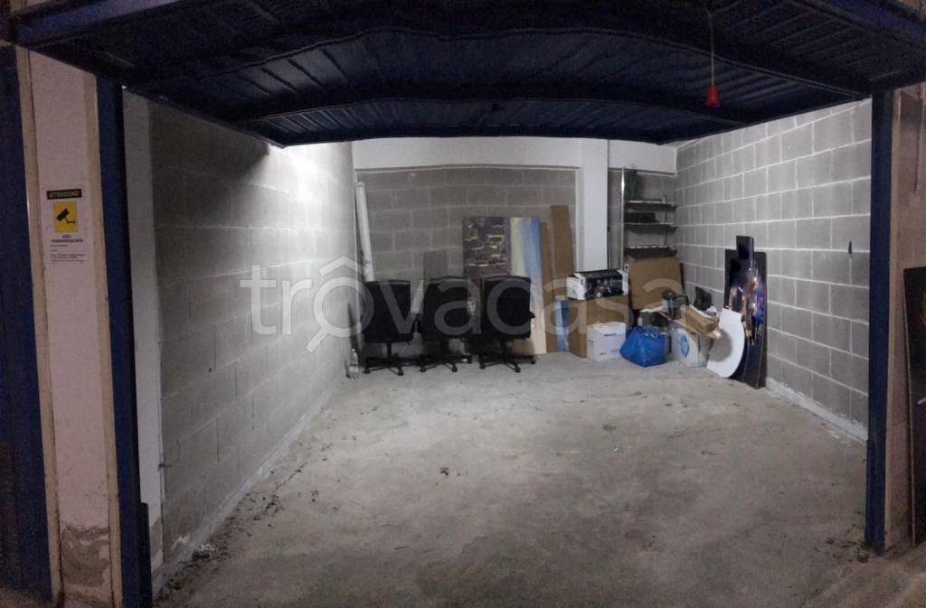 Garage in vendita a Foggia viale degli Aviatori, 21