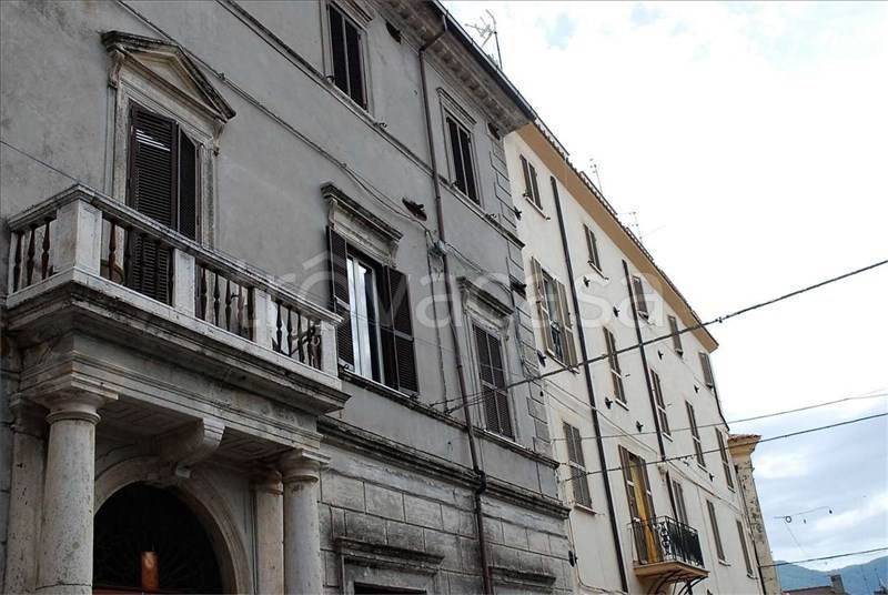 Appartamento in vendita a Scandriglia via Umberto I