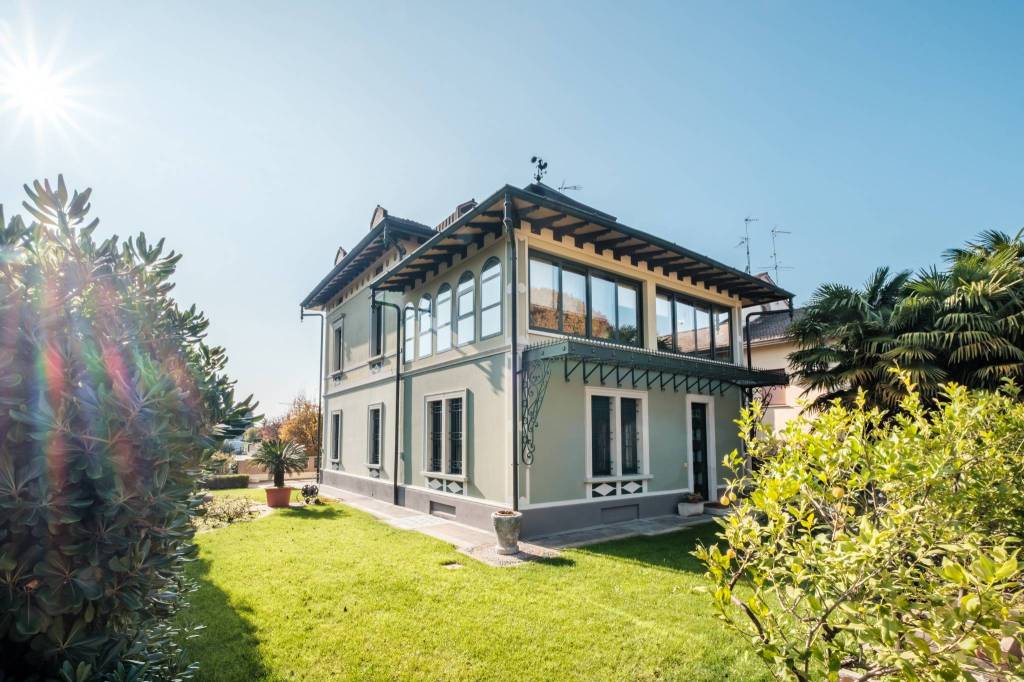 Villa in vendita a Verolanuova viale Guglielmo Marconi, 23