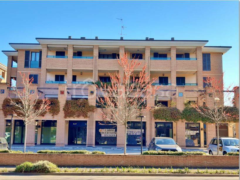 Negozio in in vendita da privato a Faenza via Fratelli Rosselli, 40