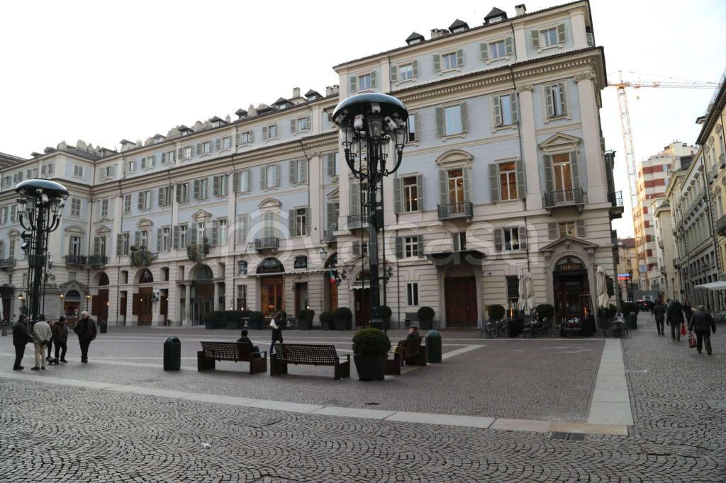 Appartamento in vendita a Torino via Cesare Battisti 7