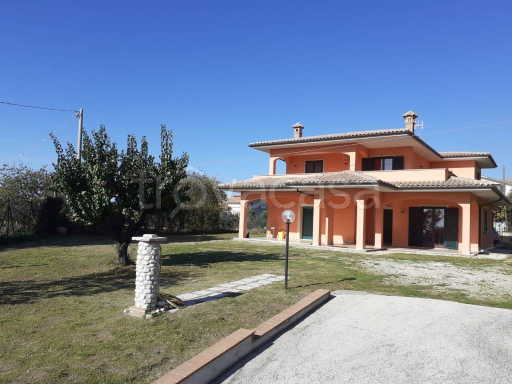 Villa in in vendita da privato a Fara in Sabina via Montebello
