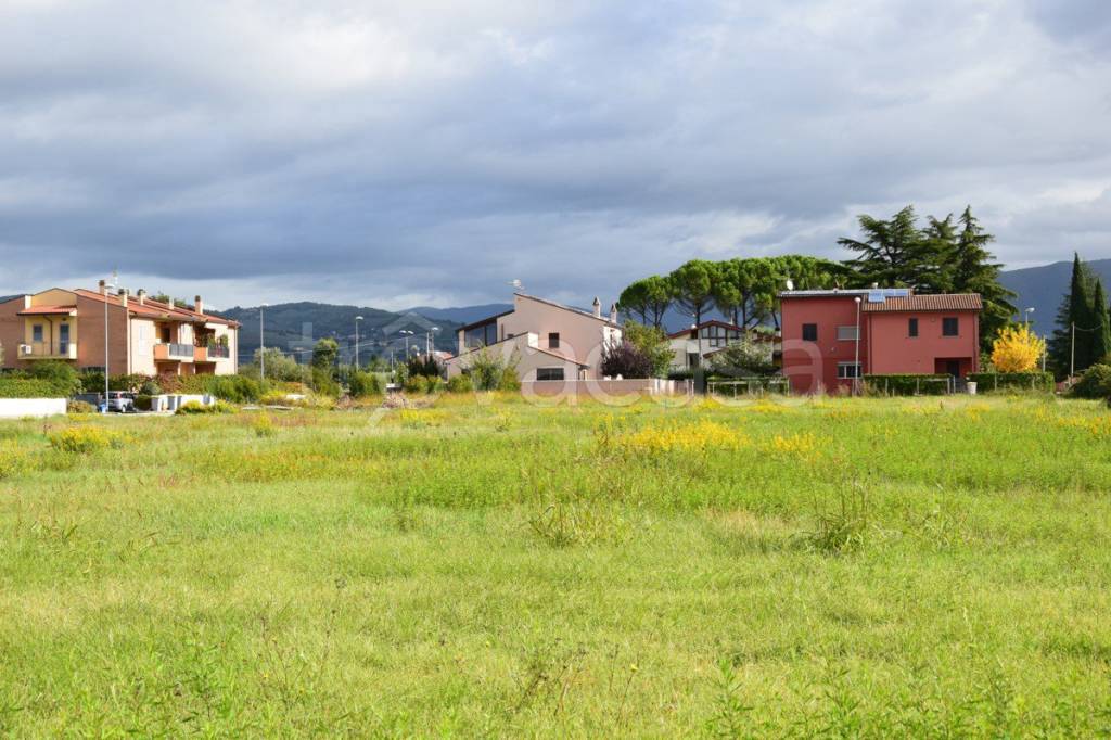 Terreno Residenziale in vendita a Foligno via Maceratola