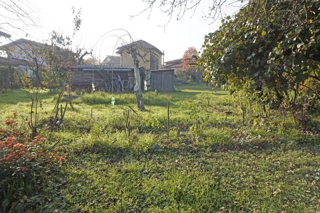 Terreno Residenziale in vendita a Sangiano