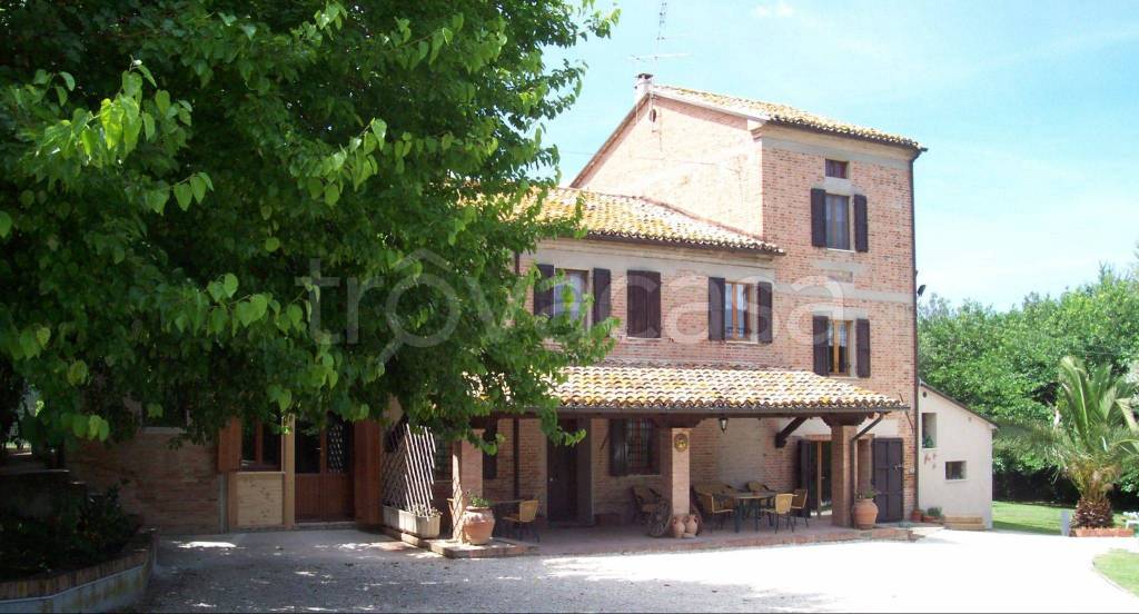 Villa in in vendita da privato a Morro d'Alba via del Mare, 64