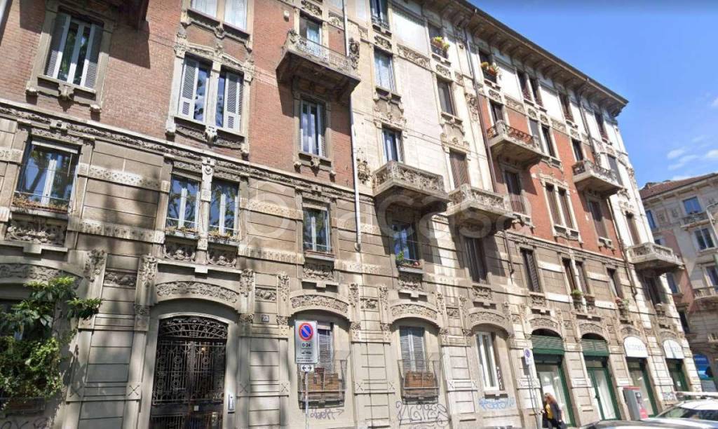 Appartamento in affitto a Milano via Morgagni 23