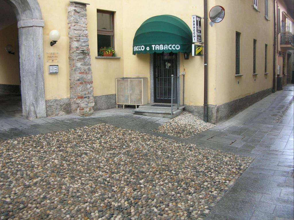 Bar in in vendita da privato a Brunello piazza San Rocco, 1