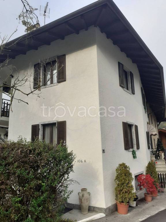 Appartamento in in affitto da privato a Comano Terme via delle Fucine, 46