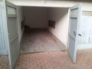 Garage in affitto a milano via gran san bernardo 13