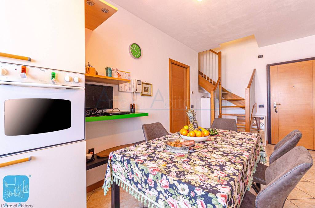 Appartamento in vendita a Fiesso d'Artico via Riviera del Brenta, 159