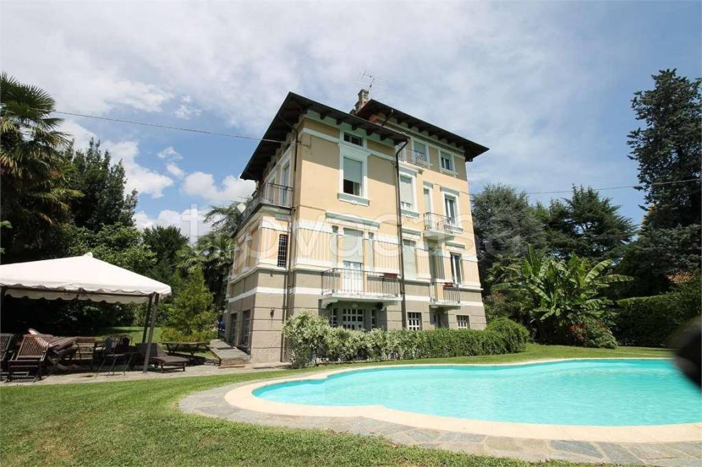 Villa in vendita a Lesa via giuseppe mazzini, 2