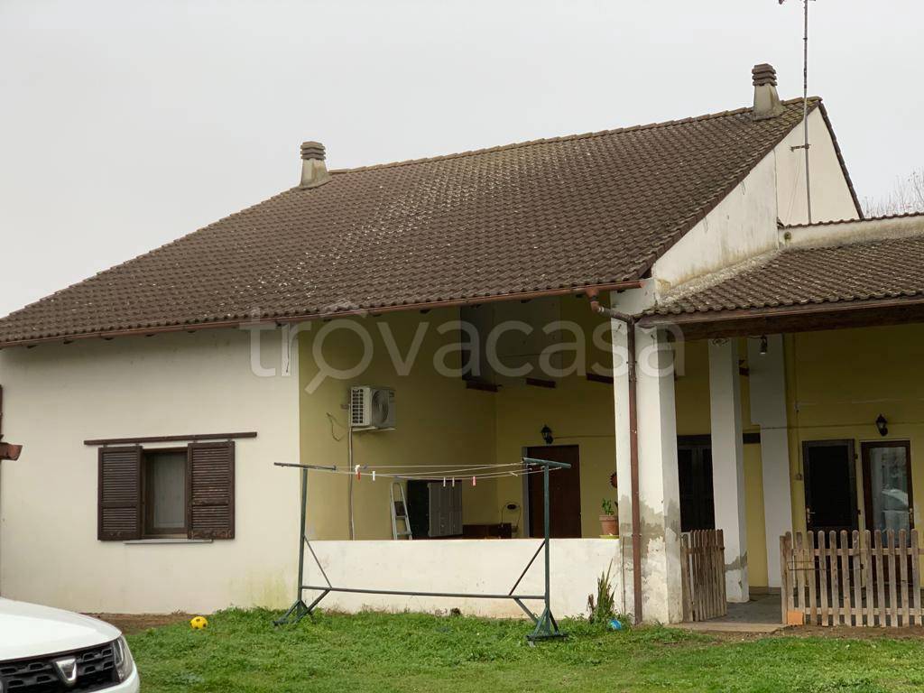 Villa in vendita a Mortara corso Torino