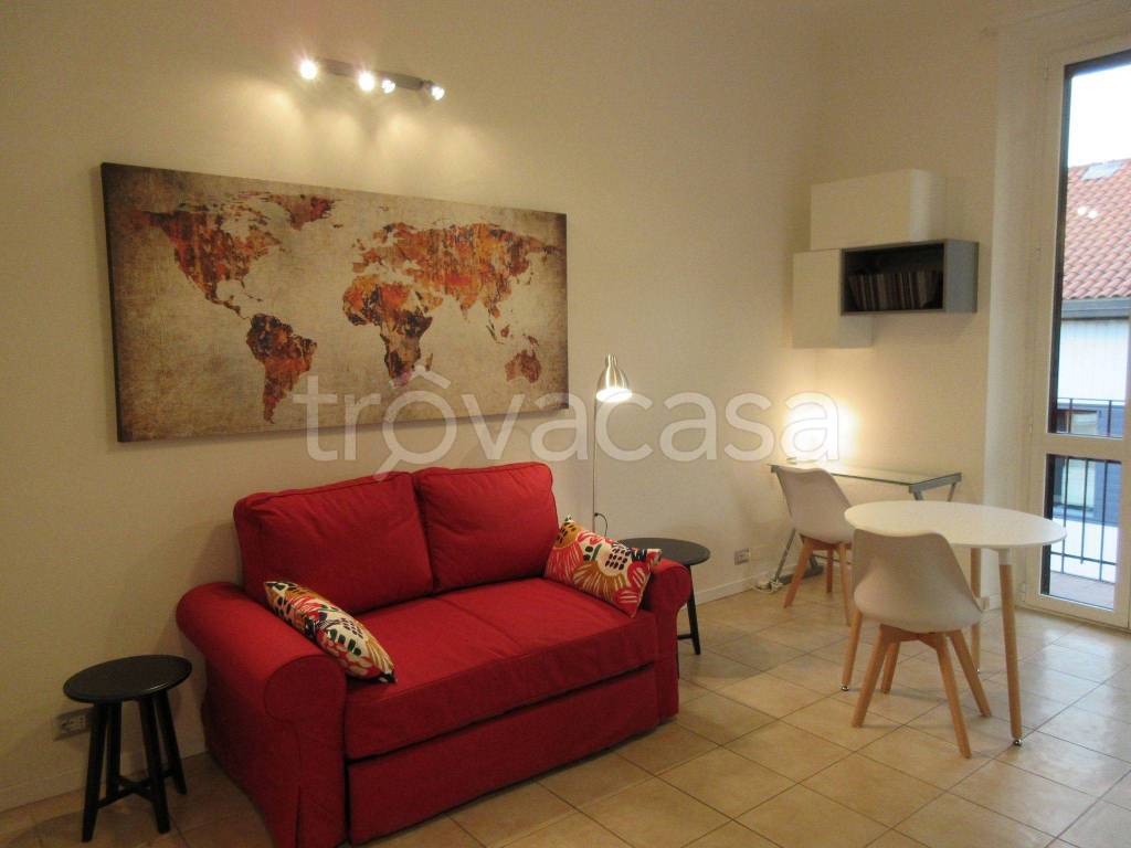 Appartamento in in affitto da privato a Milano viale Certosa, 45