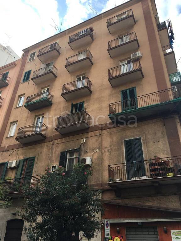Appartamento in vendita a Taranto via Dante, 94